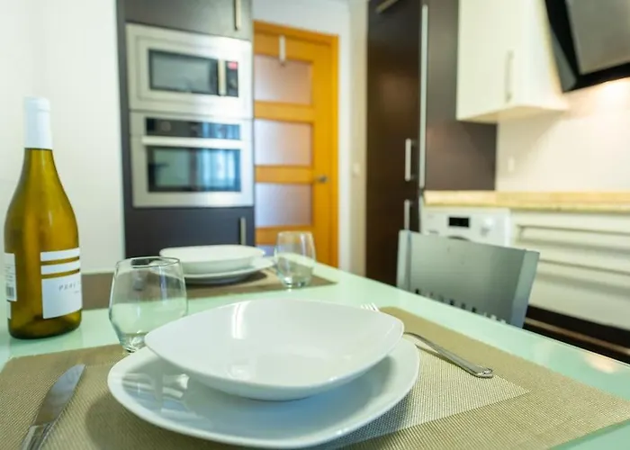 En El Corazon De La Ciudad Con Parking * Santander