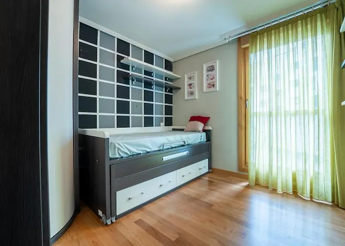 En El Corazon De La Ciudad Con Parking *