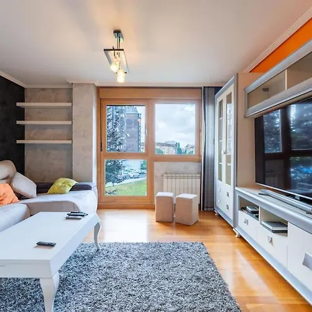 En El Corazon De La Ciudad Con Parking