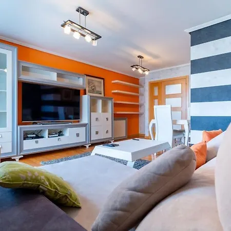Apartment En El Corazon De La Ciudad Con Parking Santander