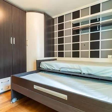 Apartment En El Corazon De La Ciudad Con Parking *